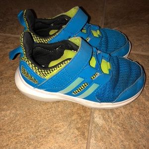 Toddler boys adidas shoes size 9k